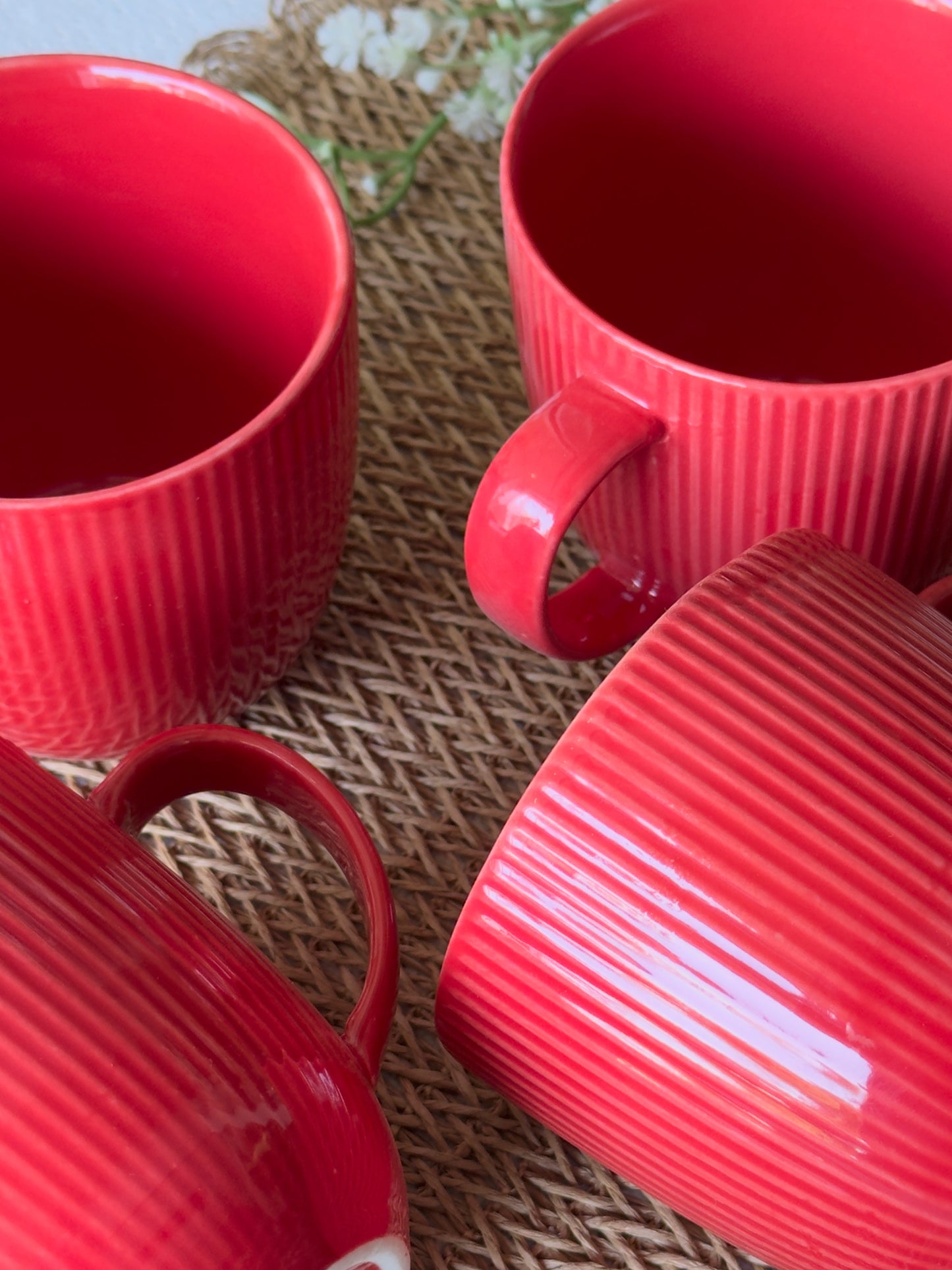 Ribbed Rim Mug Red
