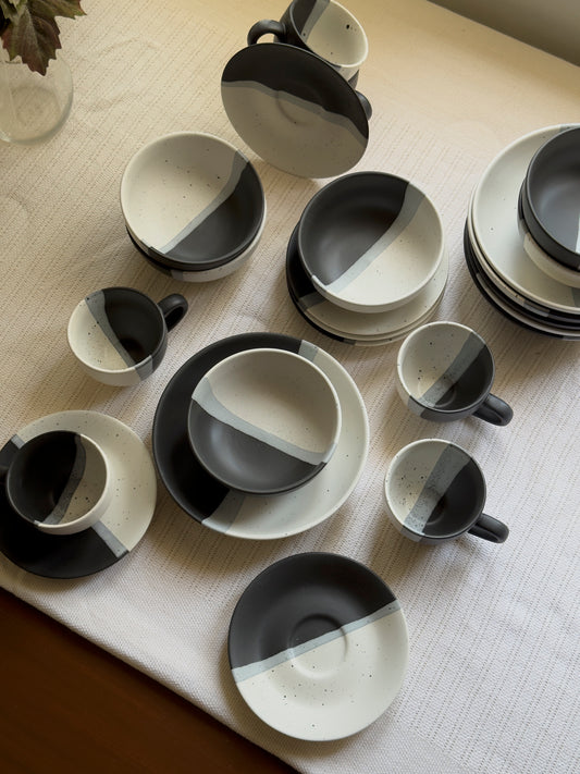 Monaco Noir Breakfast Set 16 pcs