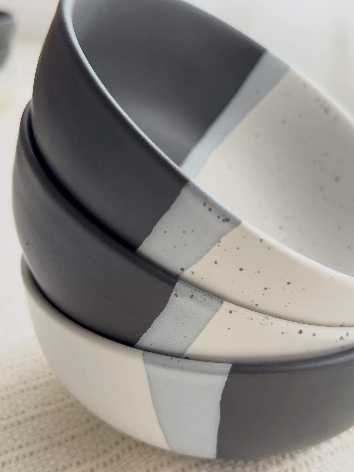 Monaco Noir Bowl