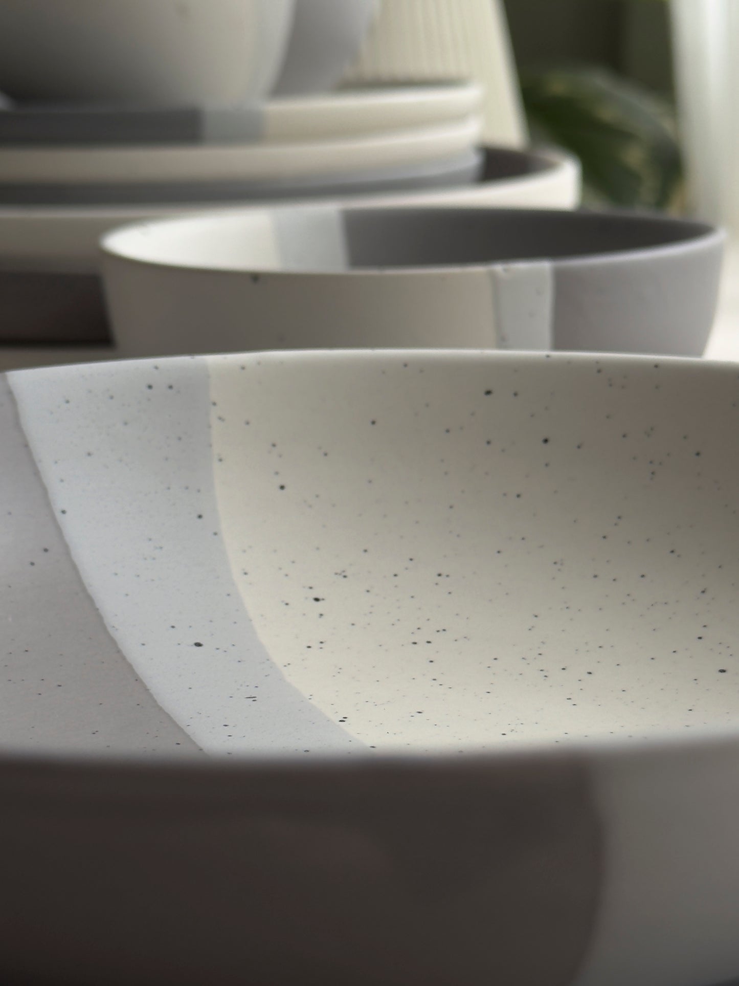 Ashen Pearl Breakfast Set 16 Pcs