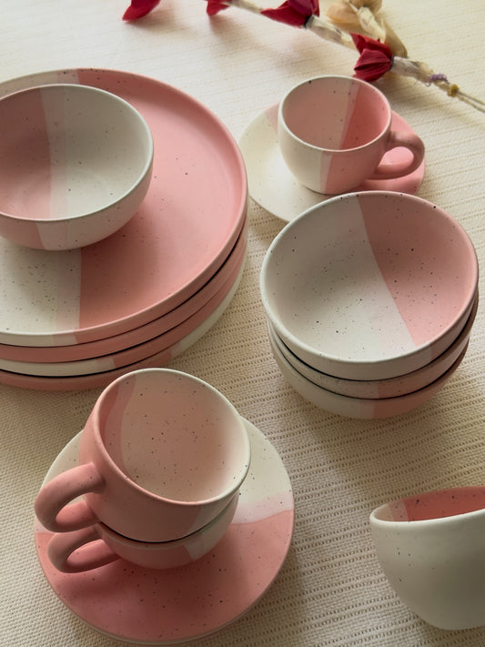 Blush Rose Breakfast Set 16 Pcs