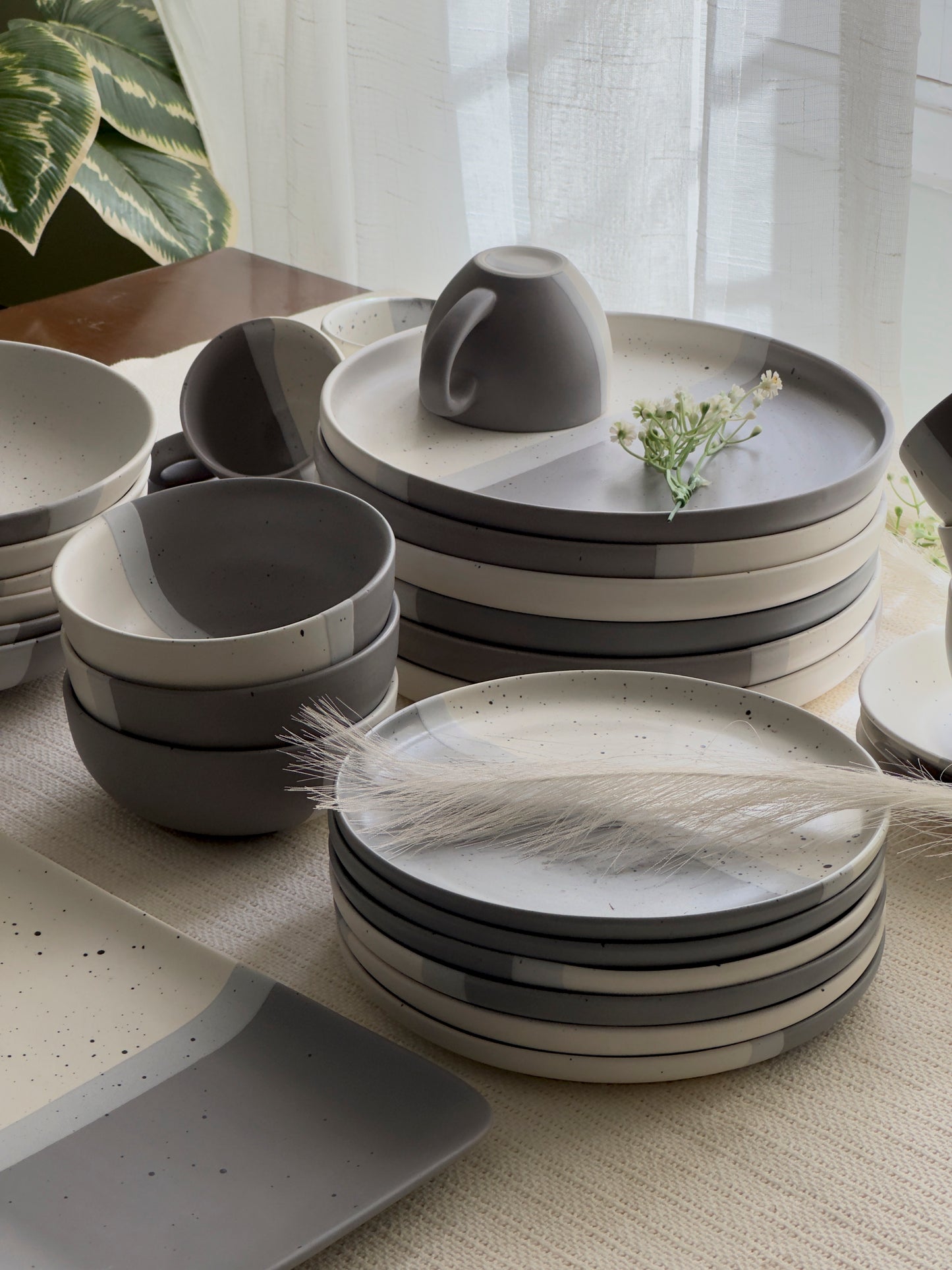 Ashen Pearl Dinner Set 38 Pcs