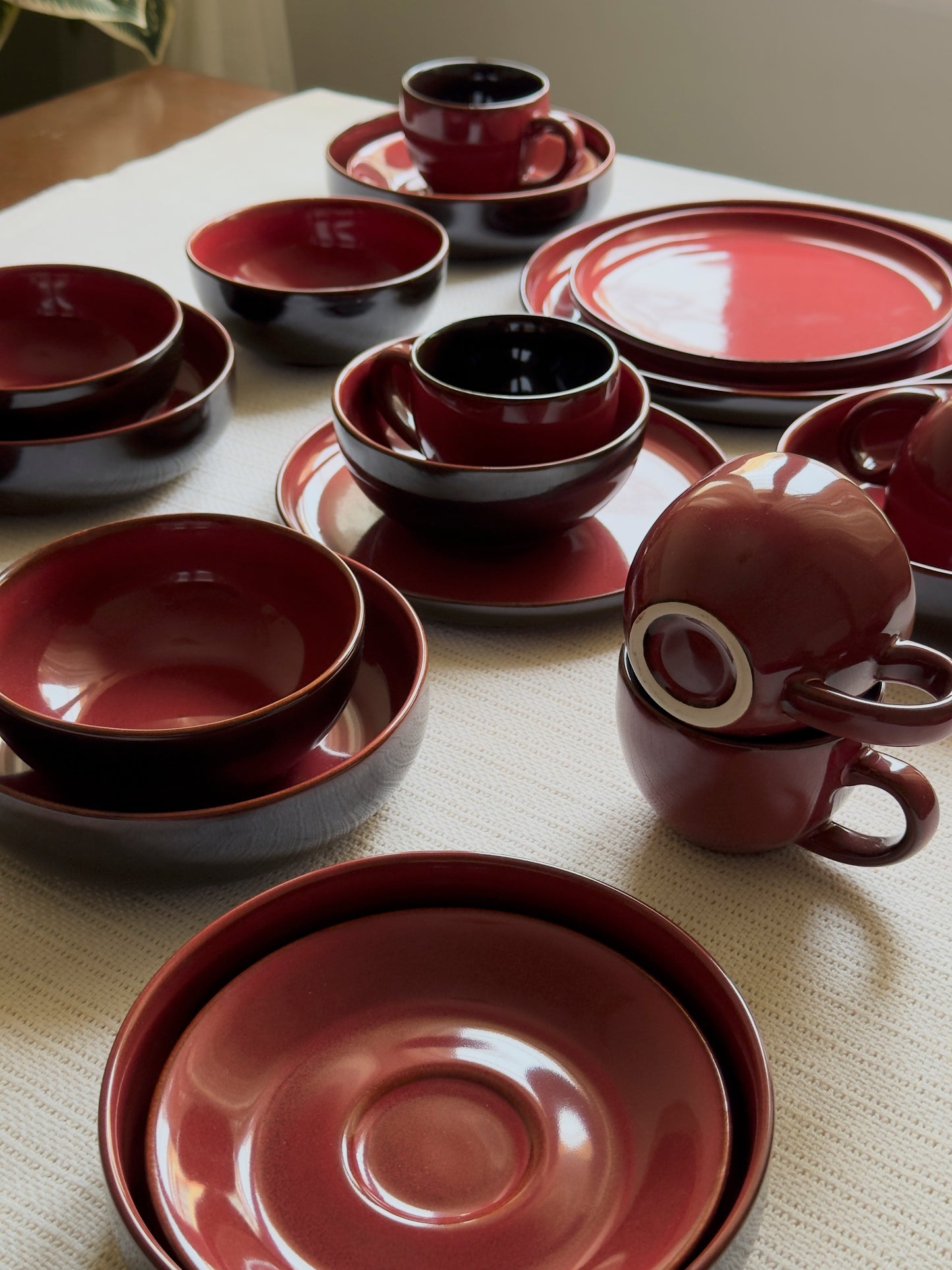 Crimson Ember Luxe Dinner Set 36 Pcs