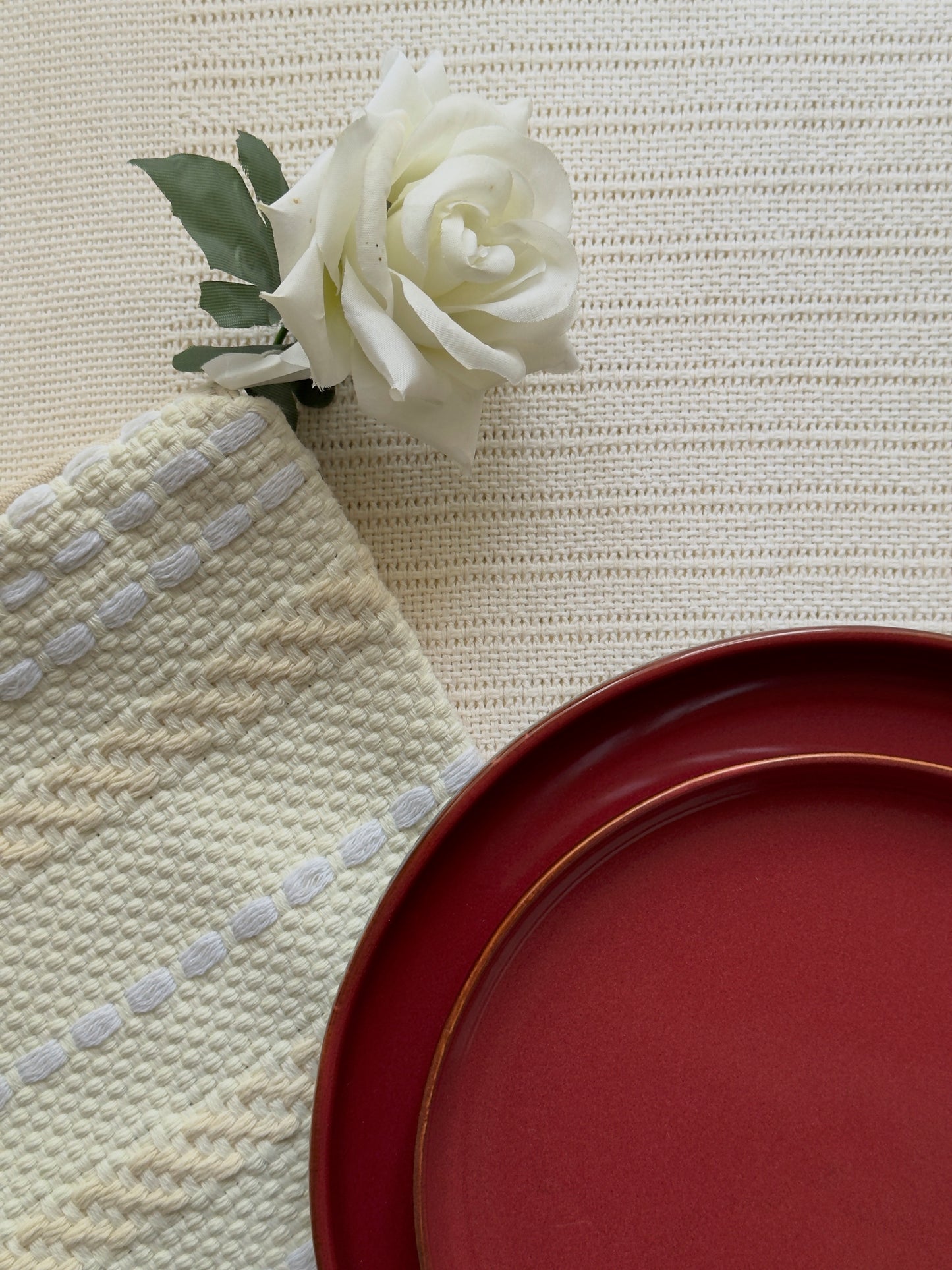 Crimson Ember Luxe Dinner Plate
