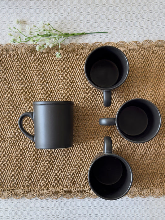 Wide Base Mug Black