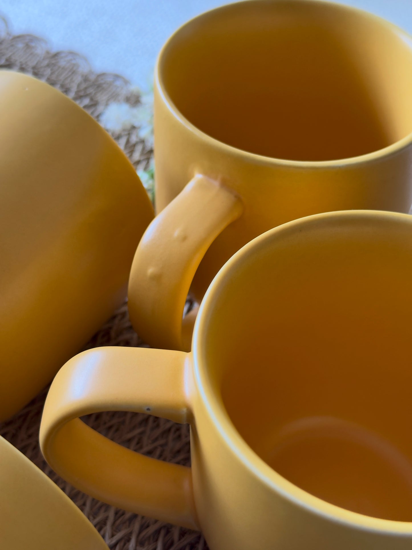 Rounded Base Mug Yellow